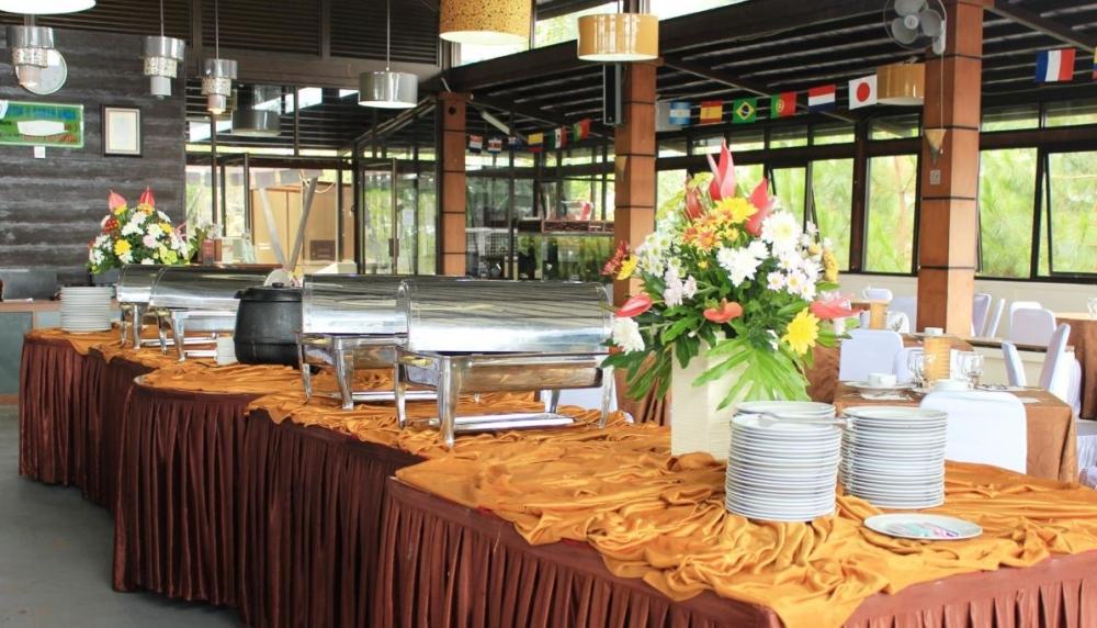 Alfa Resort Hotel And Conference Puncak Εξωτερικό φωτογραφία