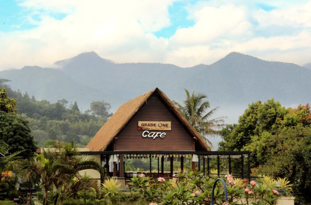 Alfa Resort Hotel And Conference Puncak Εξωτερικό φωτογραφία